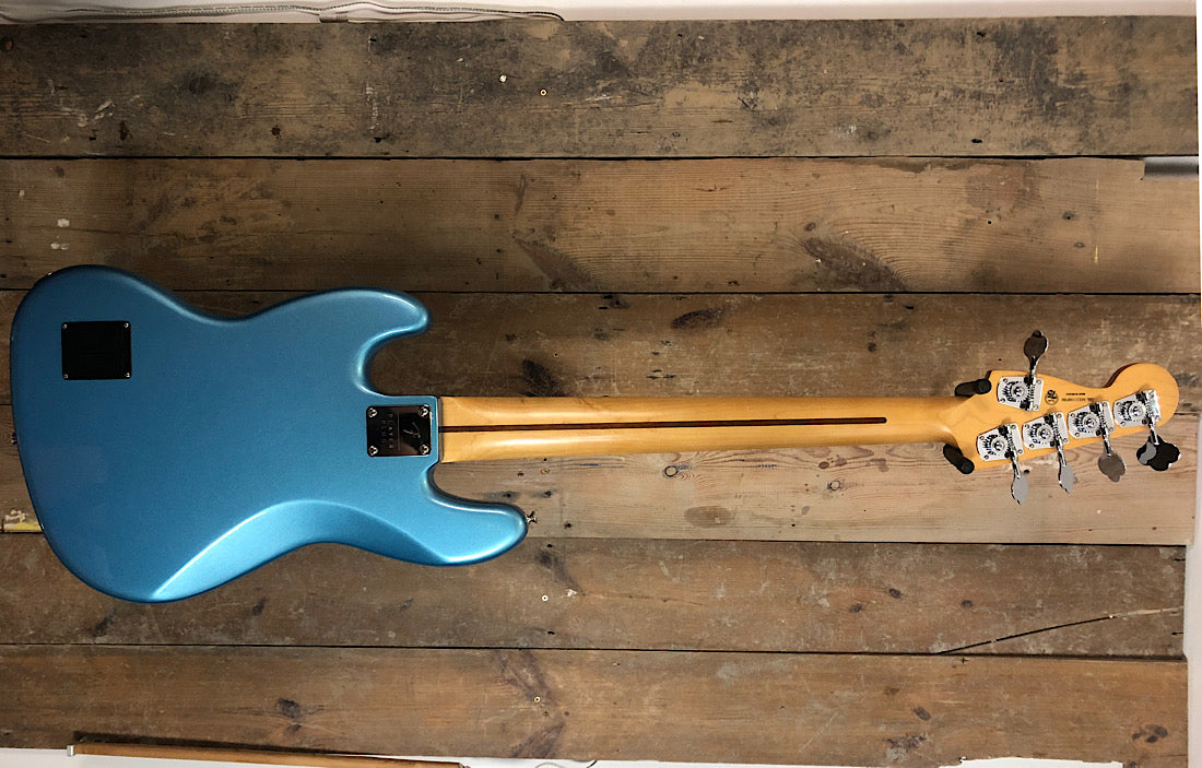 Fender Player Plus 5-String Jazz Bass V in Opal Spark Blue