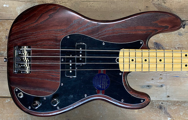 Fender American Standard Precision Bass Walnut