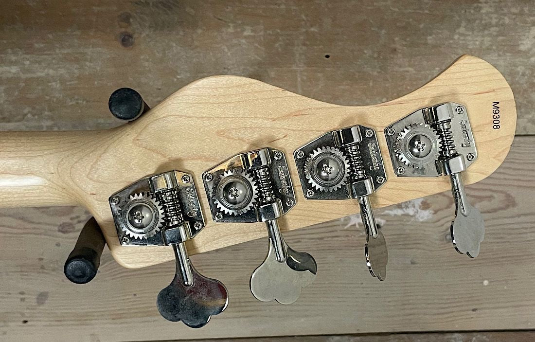 Sadowsky Metro Line Jazz Gold