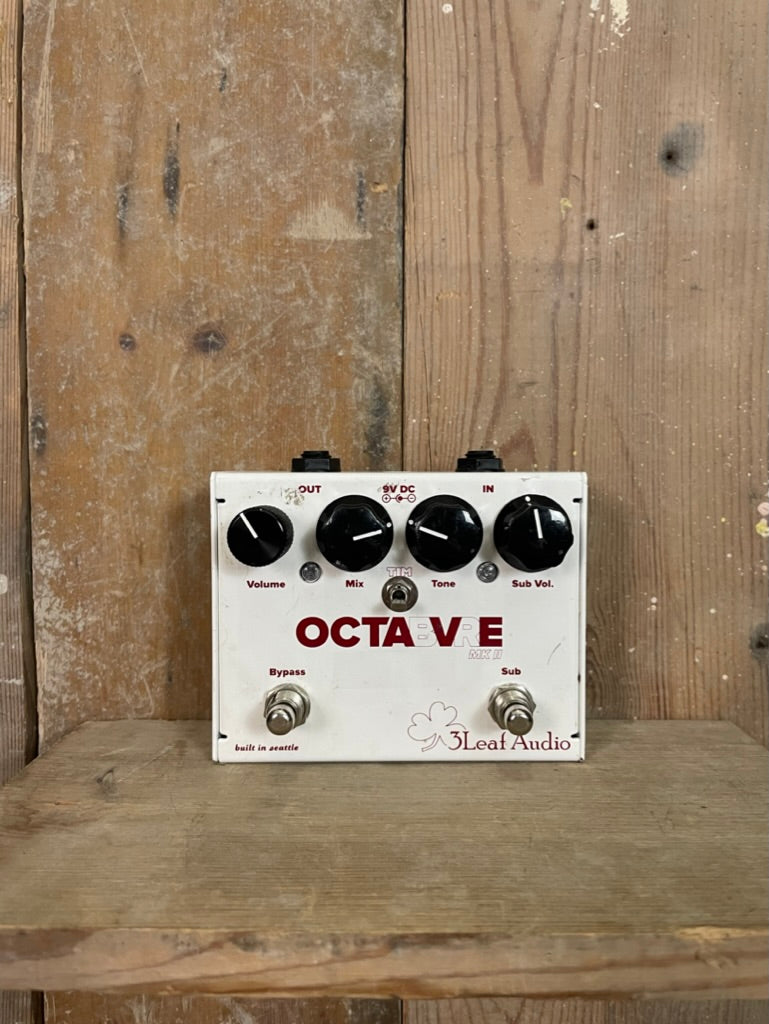 3 Leaf Audio Octabvre – The Bass Gallery
