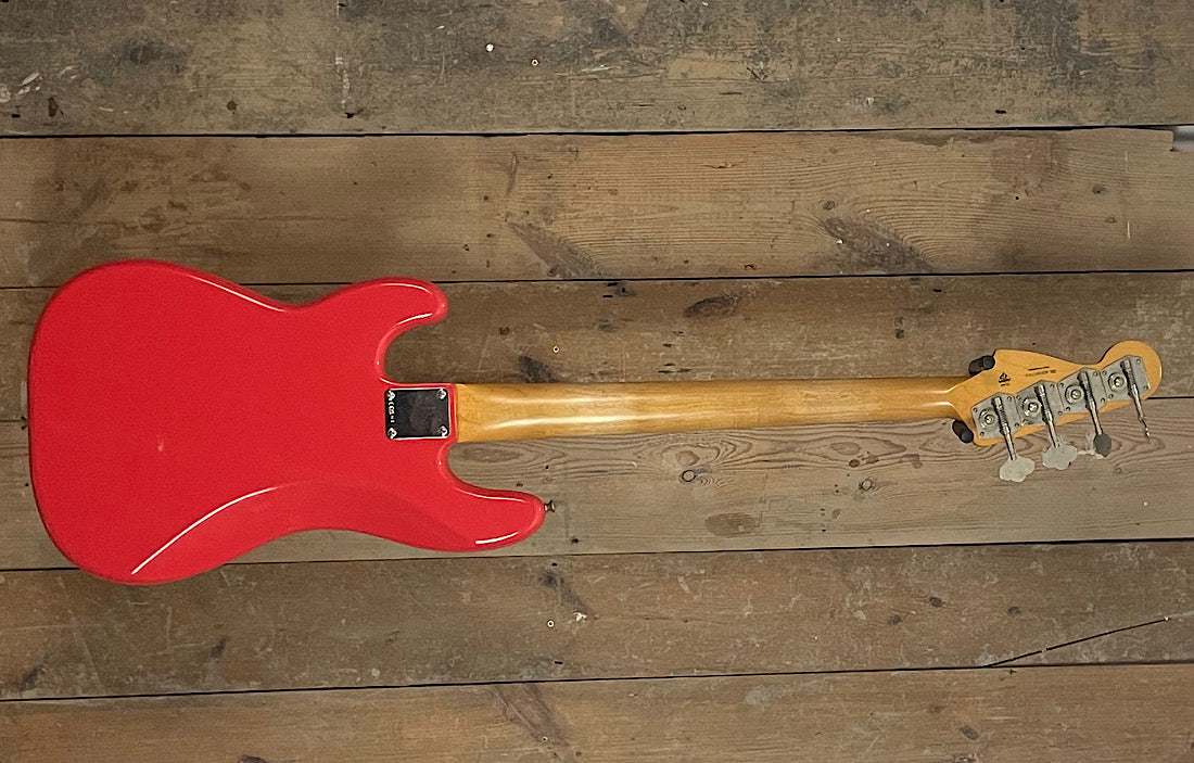 Fender Limited Edition Vintera II Road Worn '60s Precision Bass
