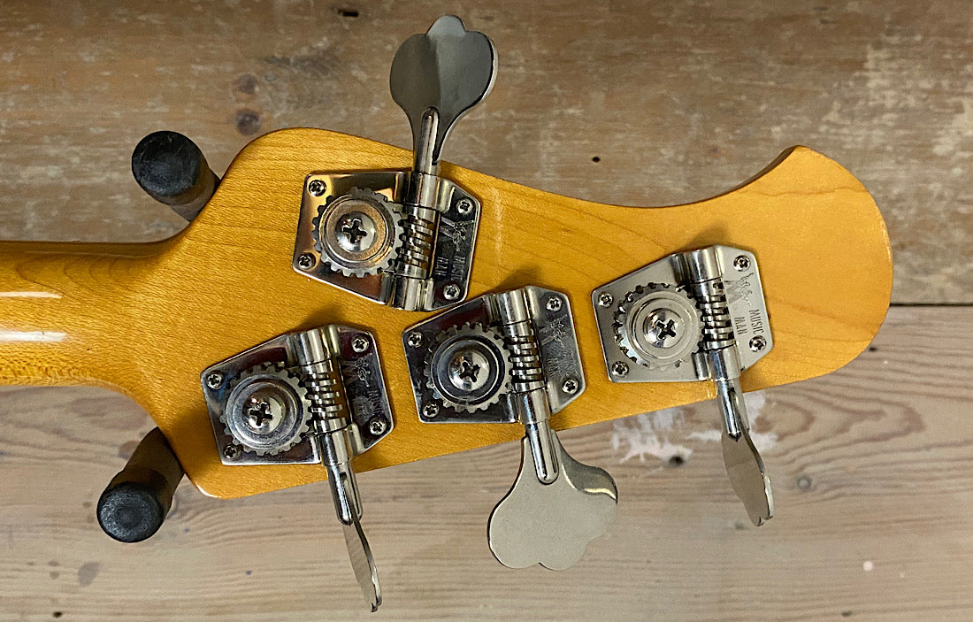 Music Man Sabre 1980