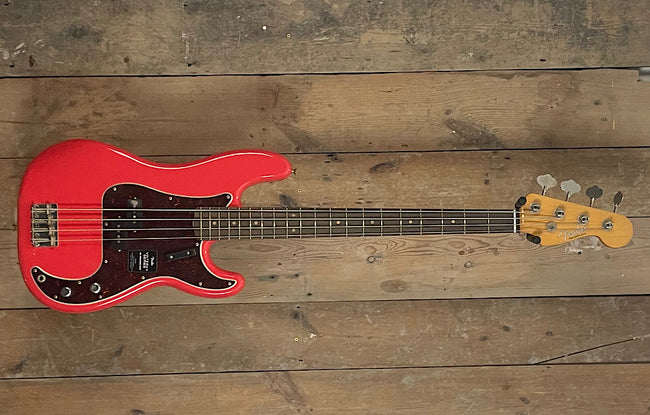 Fender Limited Edition Vintera II Road Worn '60s Precision Bass