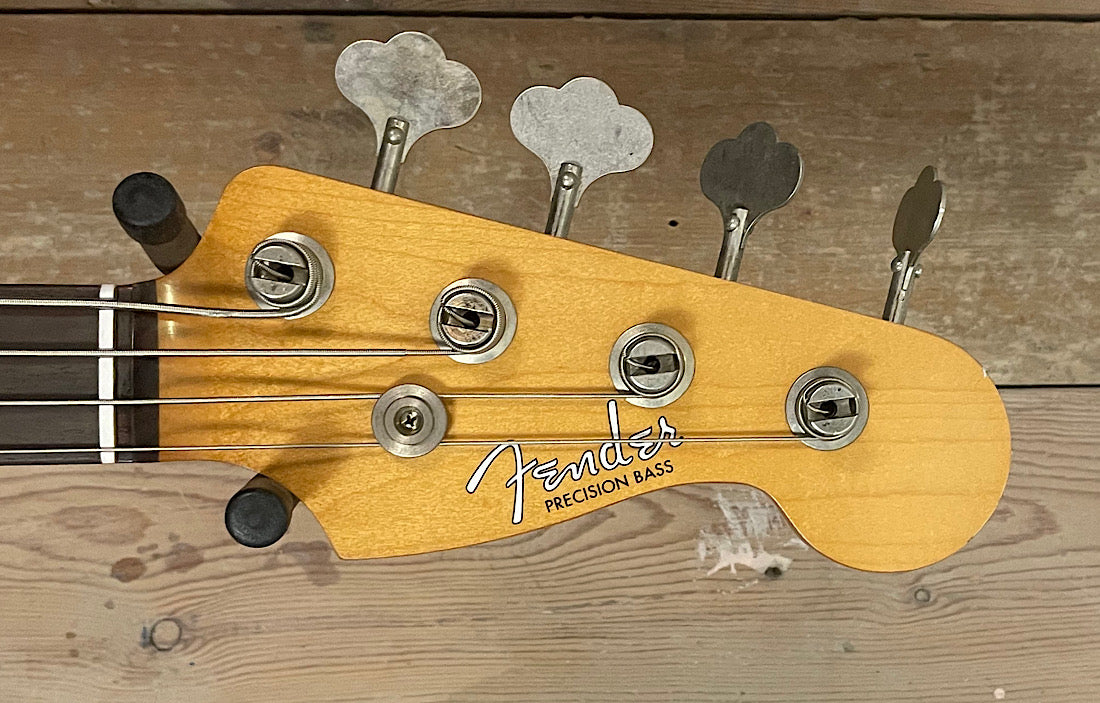 Fender Limited Edition Vintera II Road Worn '60s Precision Bass