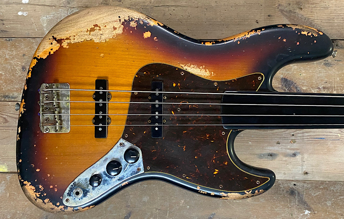 Buzz Wasp (Pre-Owned)