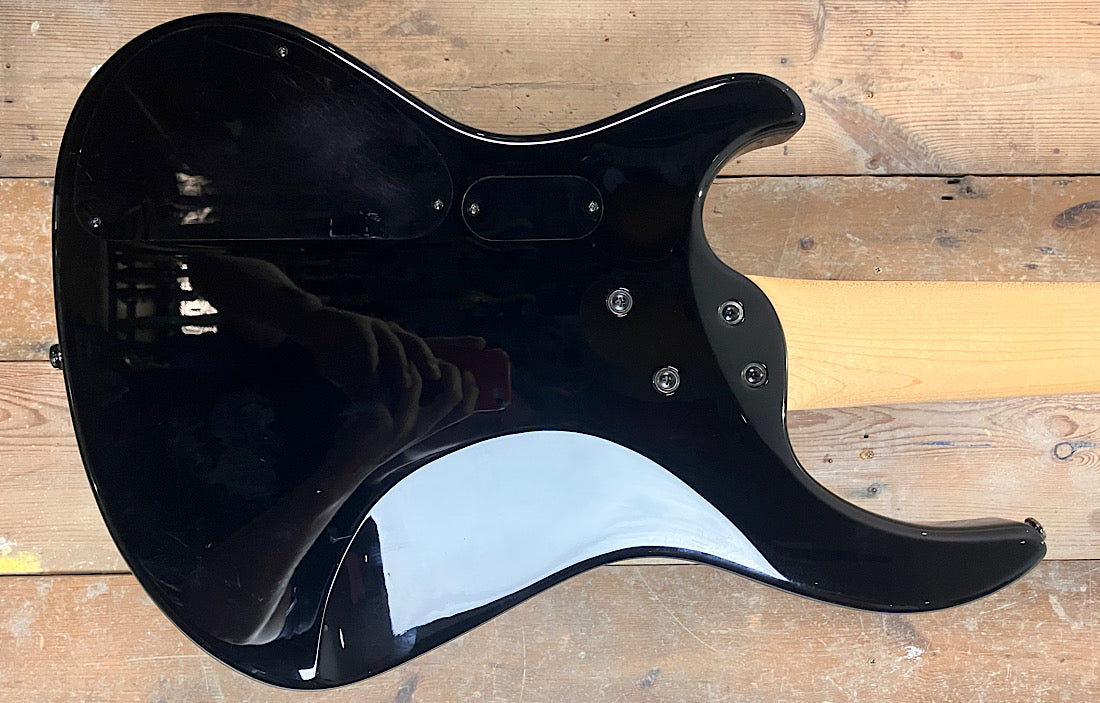 MTD Kingston Saratoga DLX