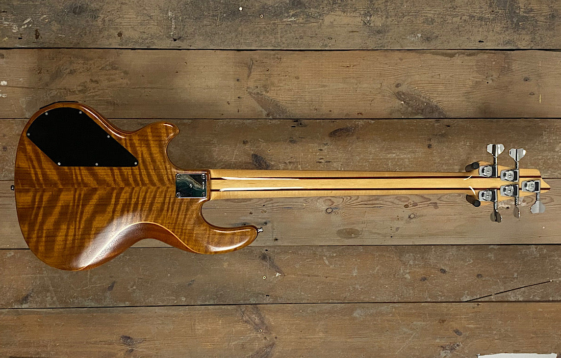 Wal Mk3 5 string 1987 (ex-Trevor Horn)