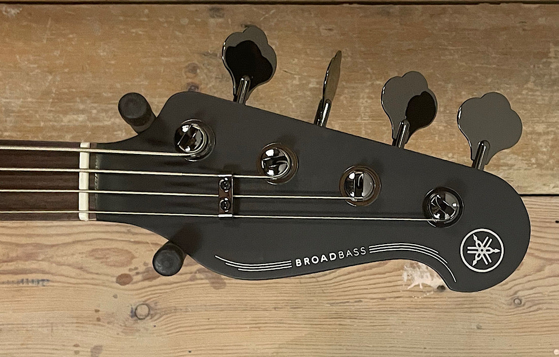 Yamaha BB734A