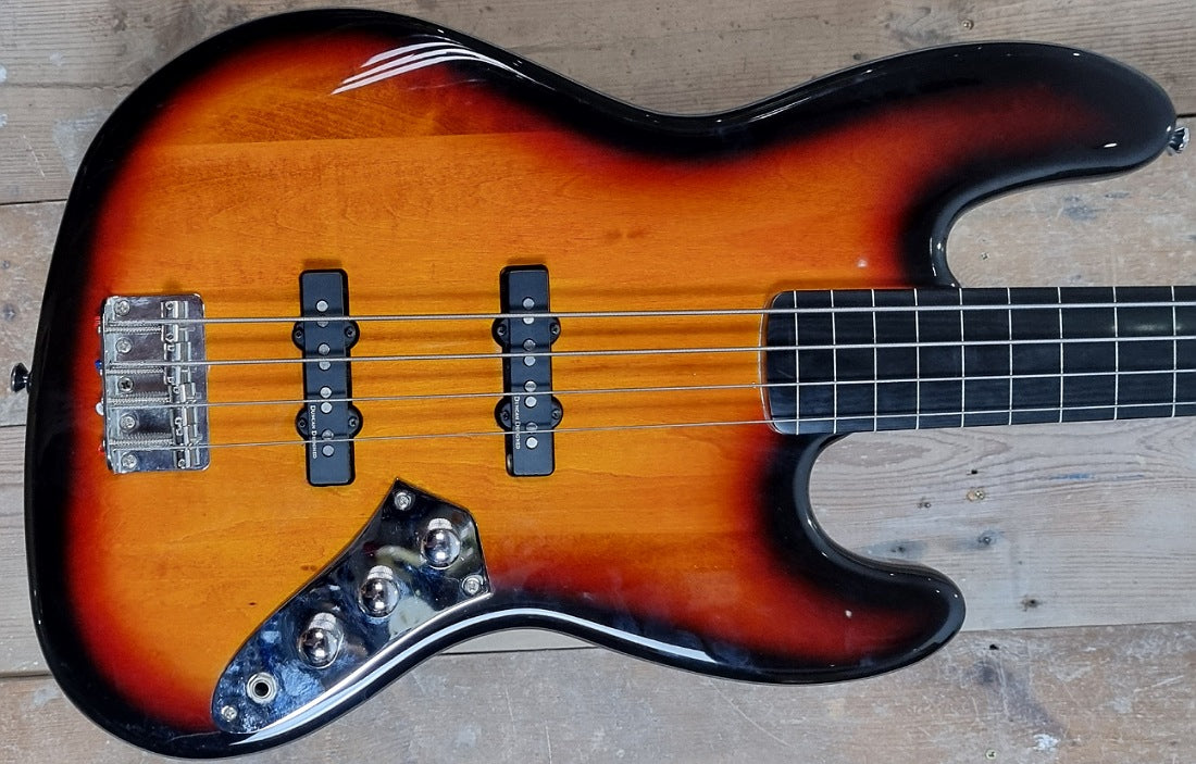 Squier Jazz Fretless (Pre Owned)