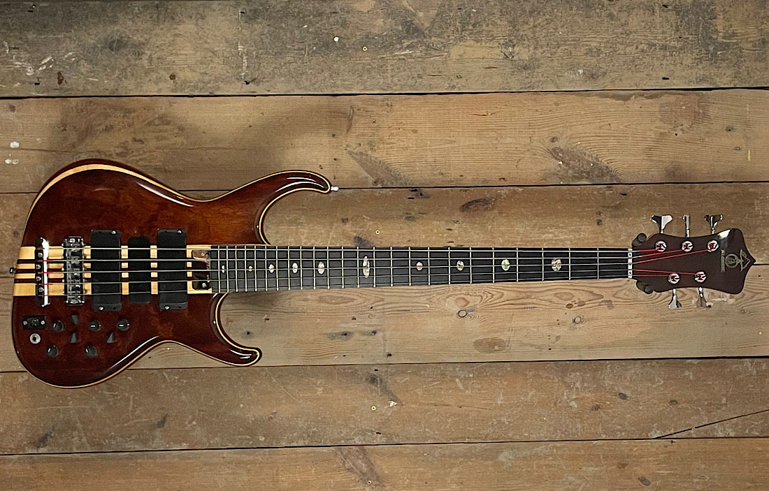 Alembic Europa