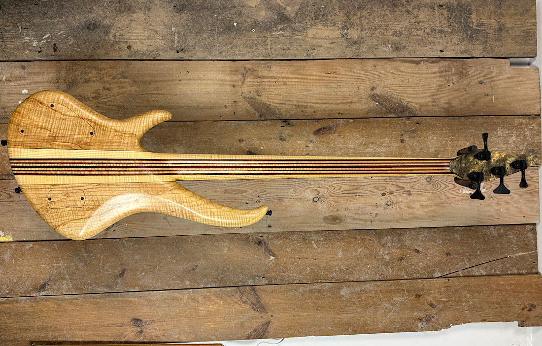 Sei Flamboyant offset 4 string