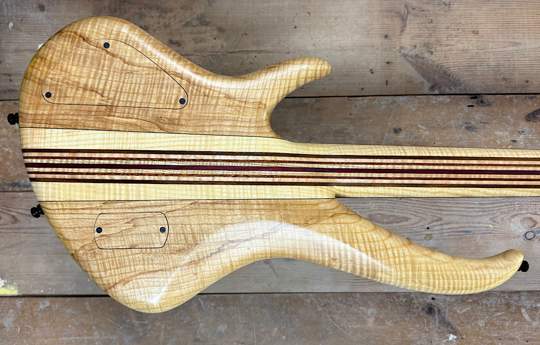 Sei Flamboyant offset 4 string