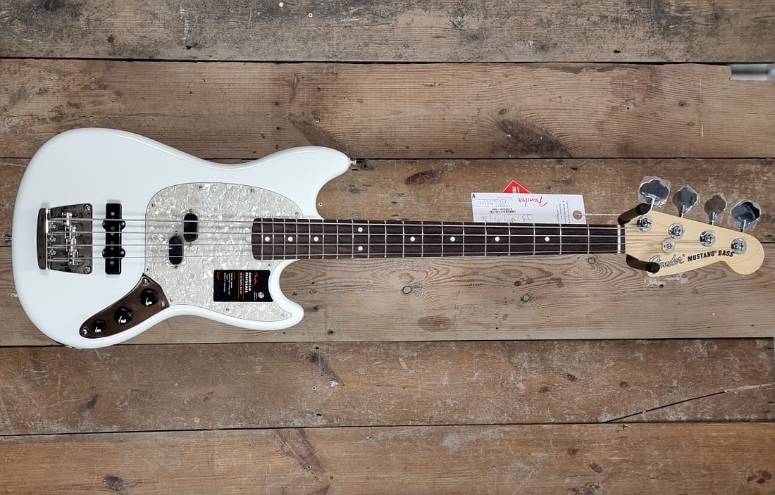 Fender American Performer Mustang