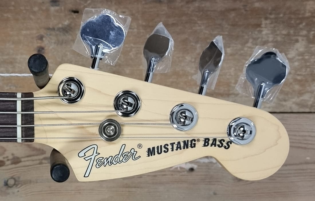 Fender American Performer Mustang