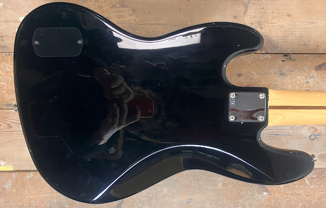 Fender Jazz MIM V