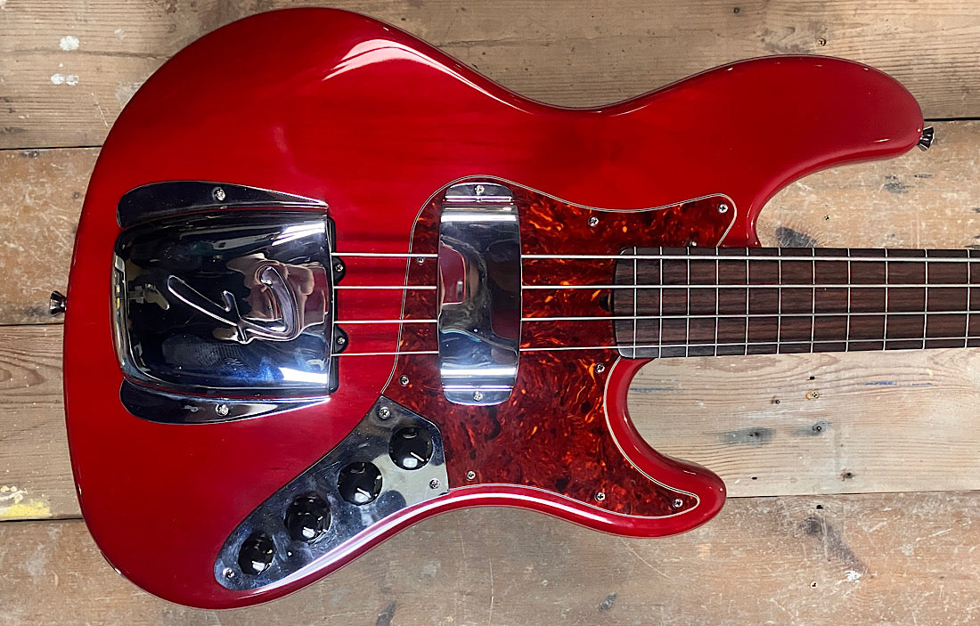 Fender Deluxe Jazz Fretless