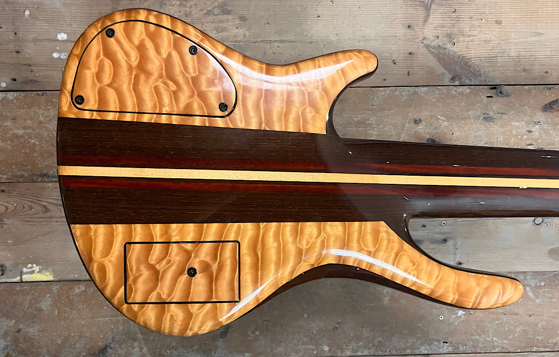 Shuker 6 String Fretless