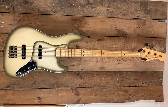 Fender Jazz MIJ 2019 (Pre-Owned)