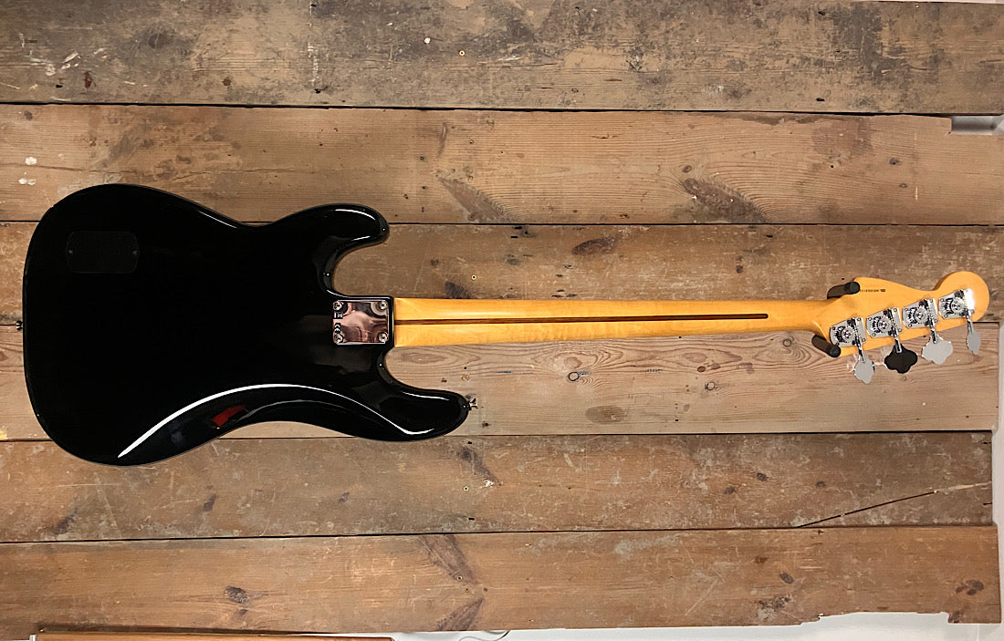 Fender Precision Bass Special