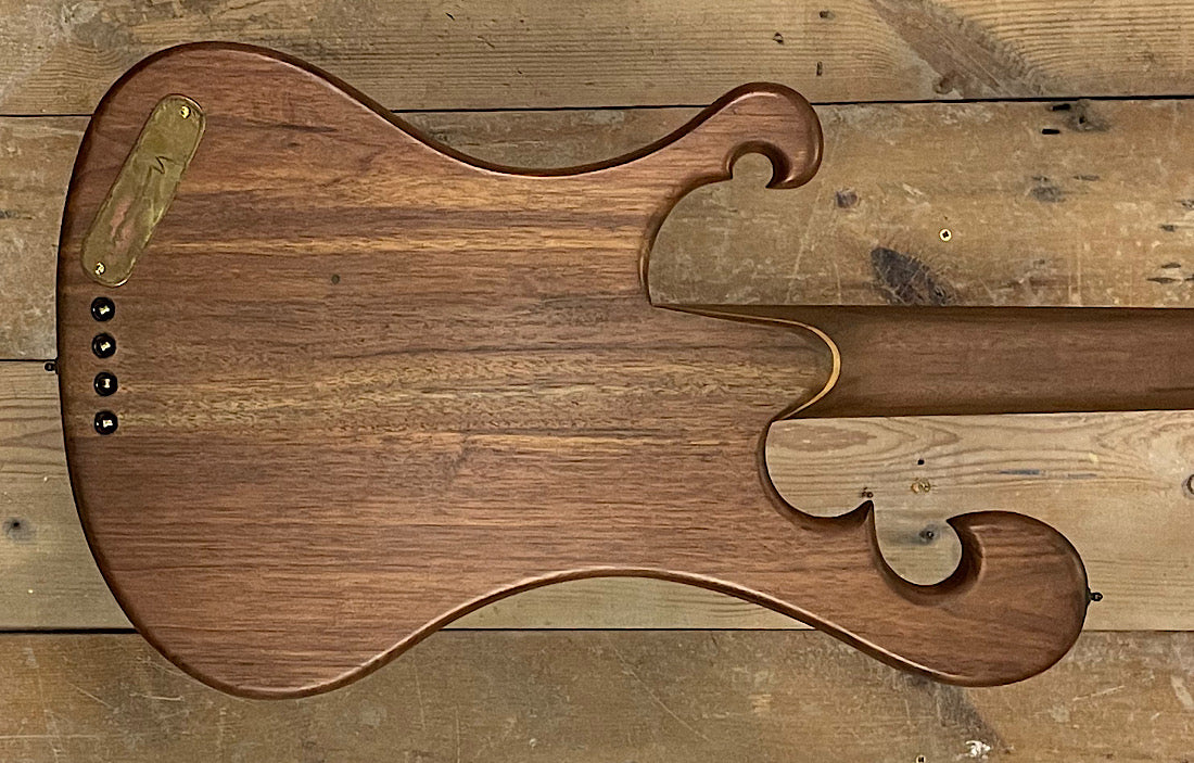 Crom Custom Fretless