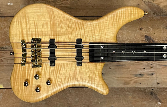 Warwick Katana Fretless V