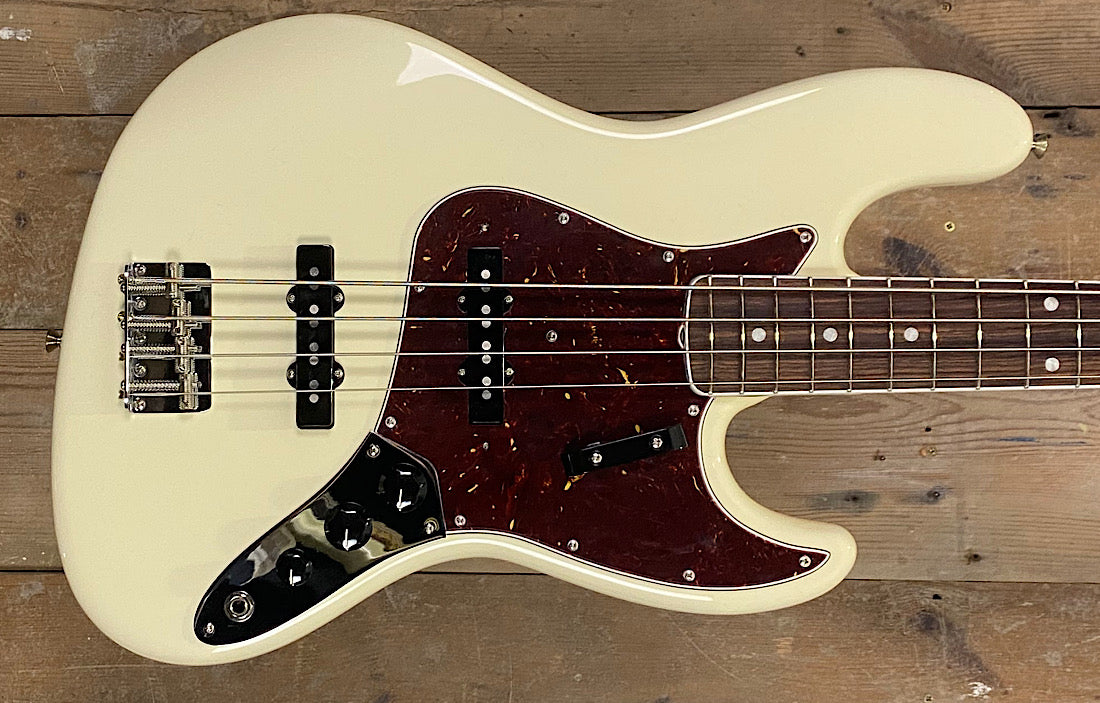 Fender American Vintage II 66 Jazz Bass