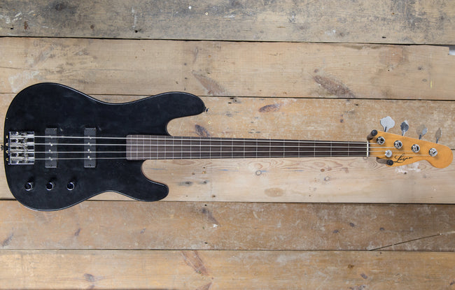 Logan Fretless - The Bass Gallery