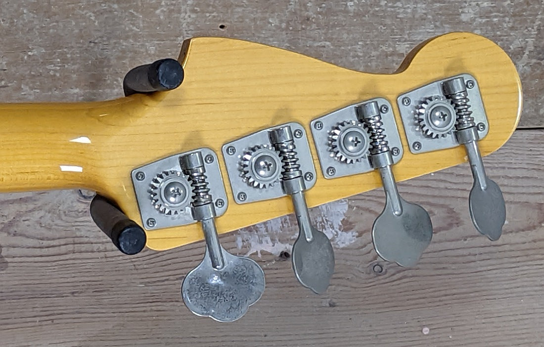 Fender Precision Bass PB-57