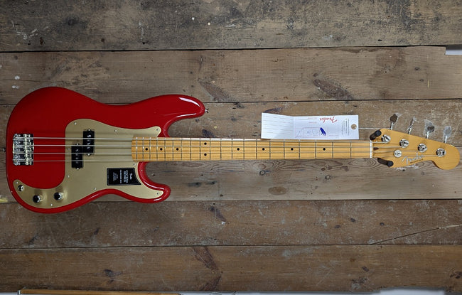 Fender P bass Vintera 50s Dakota Red