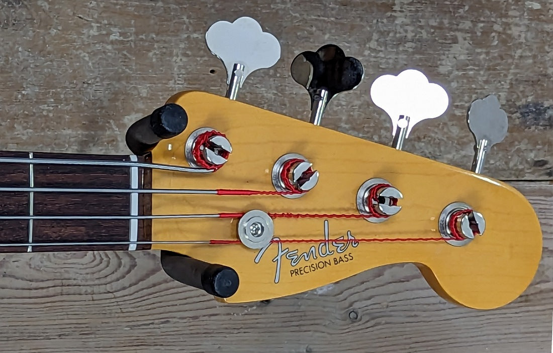 Fender Precision bass AVRI 62