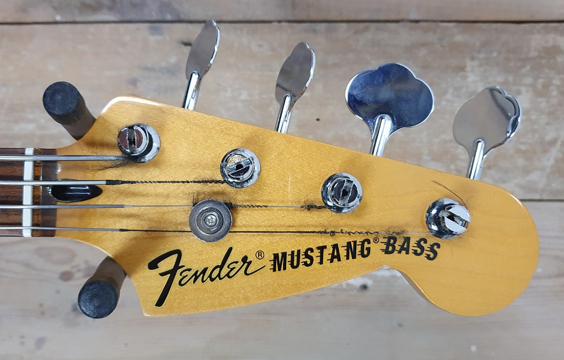 Fender Mustang Pawn Shop