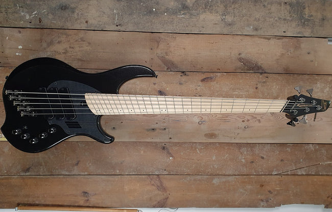 Dingwall NG3 5 (Pre-Owned)