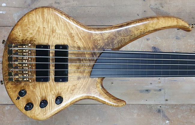 Sei Flamboyant 5 String Fretless
