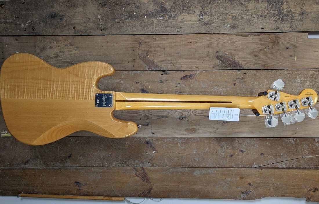 Squier classic vibe 70s Jazz Bass V