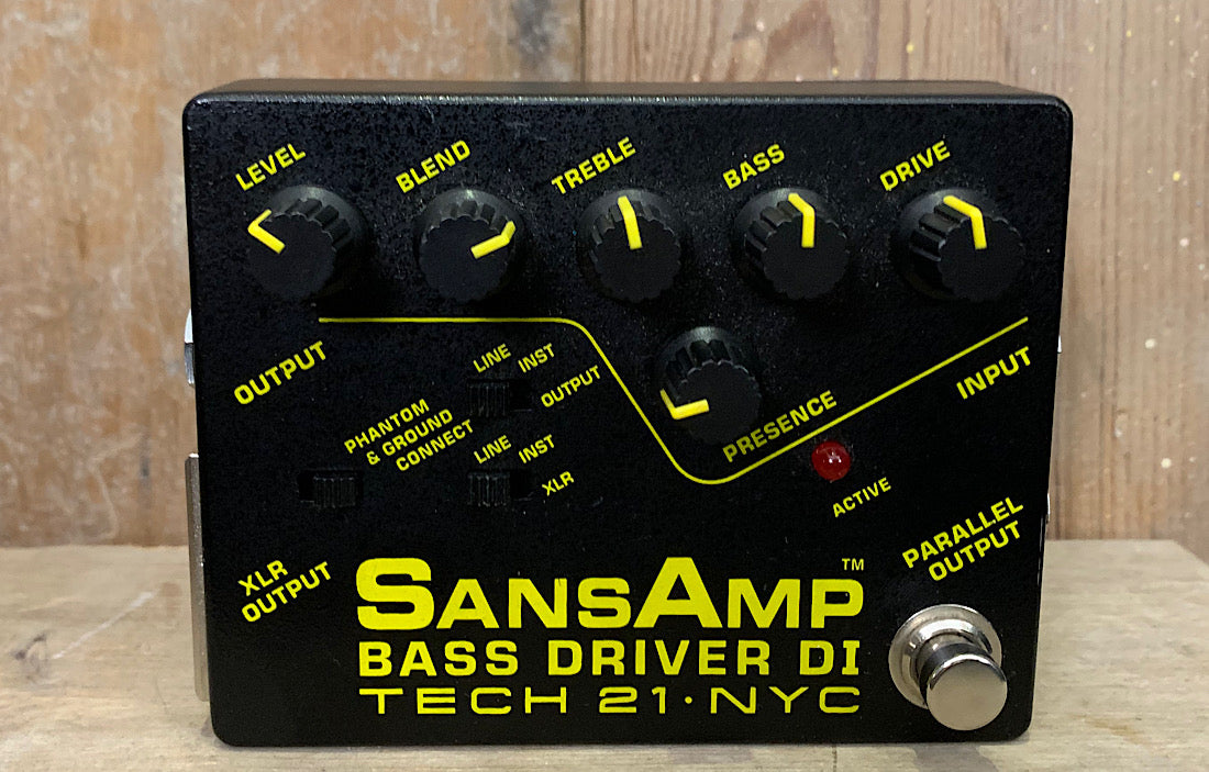 人気SALE100%新品TECH21 SANSAMP BASS DRIVER V1 初期型 ギター